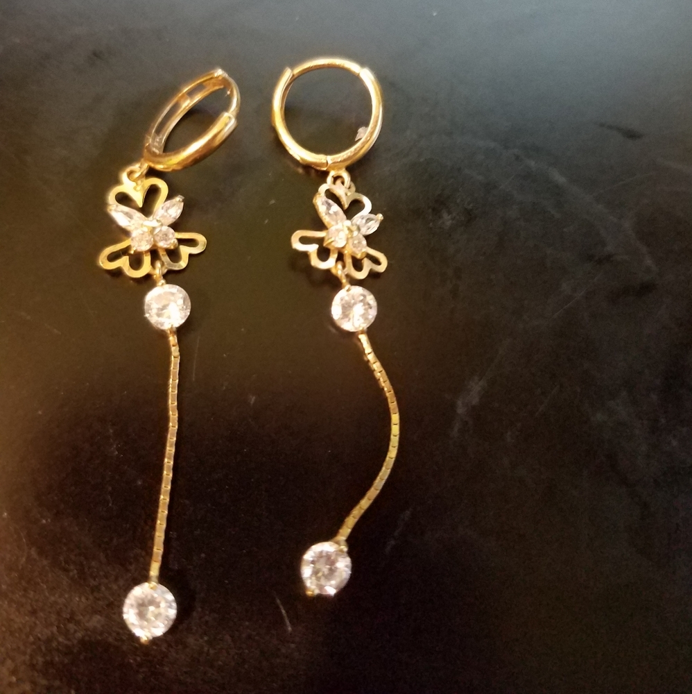 Gold butterfly dangly earrings